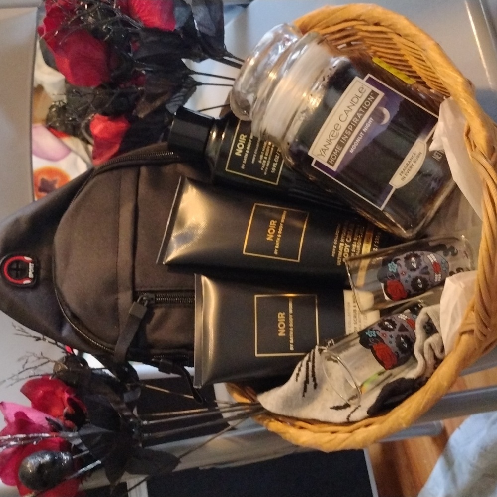 Men's Bath and Body Works Yankee Candle gift basket.